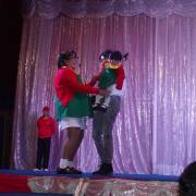 Dayre' Cando, su hija y la Chilindrina