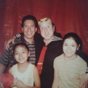 Caren Robledo con Quico