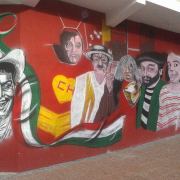 Mural en homenaje a Chespirito en Paraguay