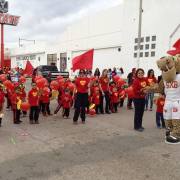 Homenaje a Chespirito en Desfile de la Salud