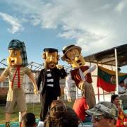 Homenaje a personajes de Chespirito