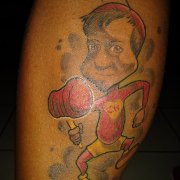 Tatuaje en homenaje al Chapulín Colorado